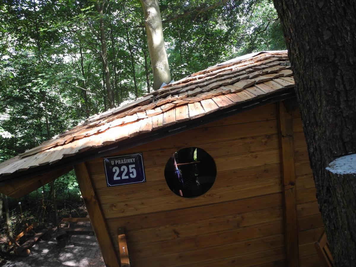 Treehouse V Brdech Villa Bohutín Kültér fotó