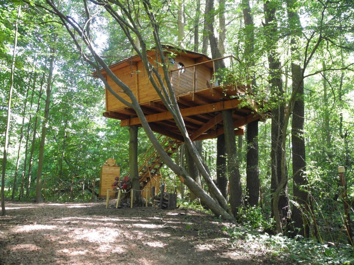 Treehouse V Brdech Villa Bohutín Kültér fotó