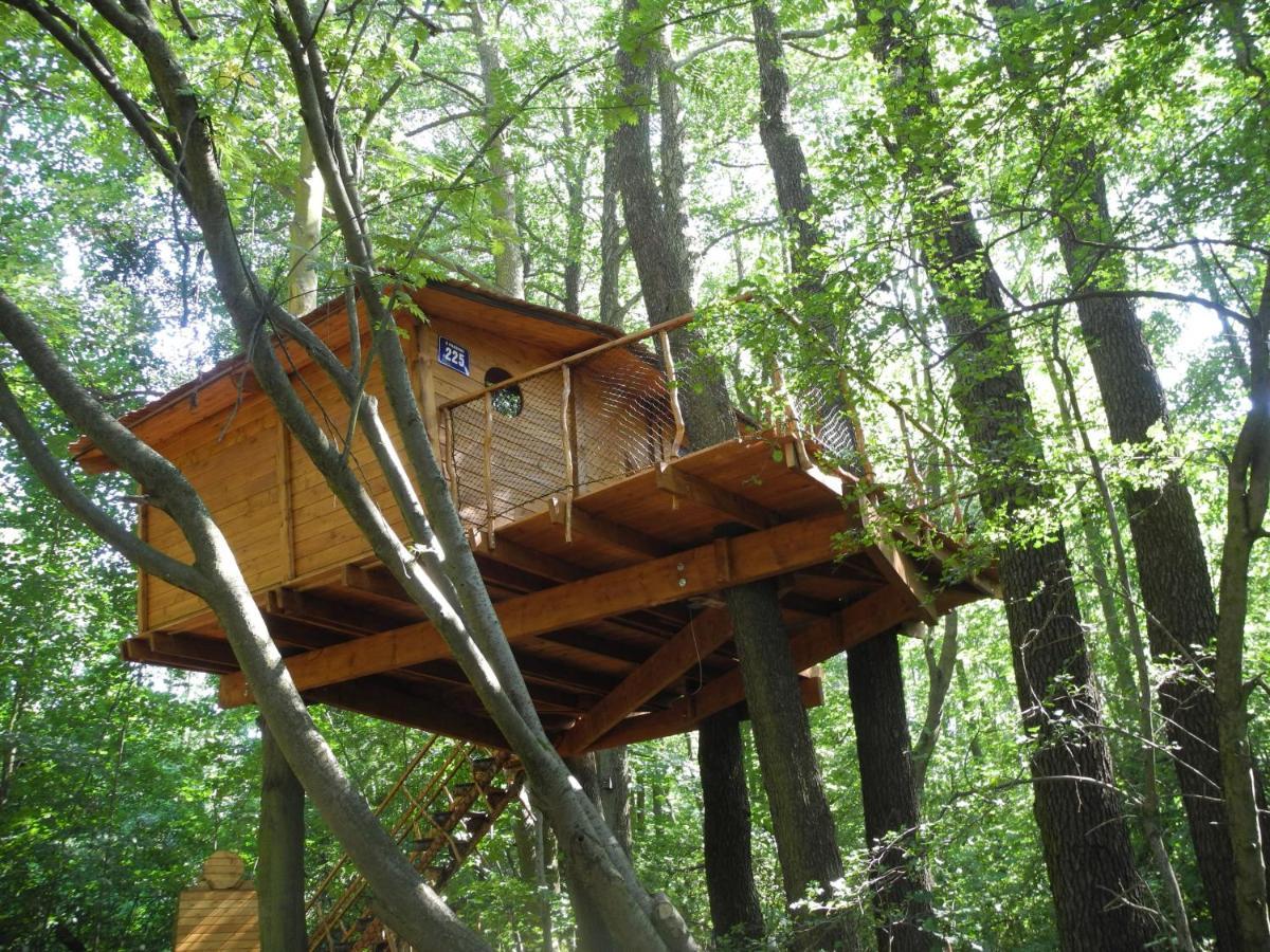 Treehouse V Brdech Villa Bohutín Kültér fotó