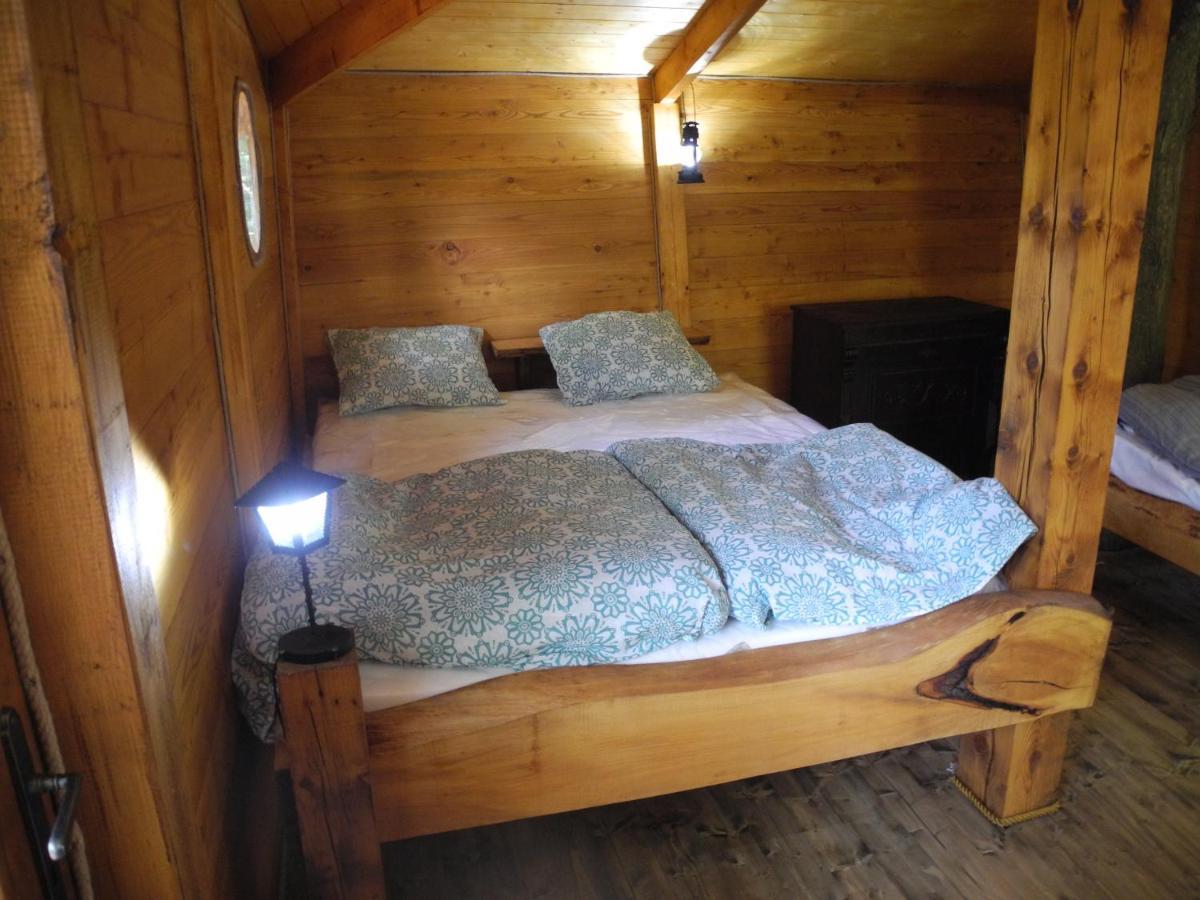Treehouse V Brdech Villa Bohutín Kültér fotó