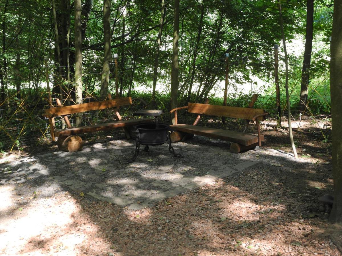 Treehouse V Brdech Villa Bohutín Kültér fotó